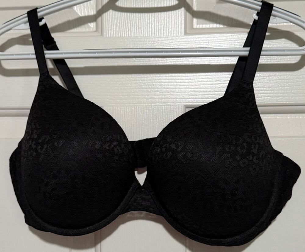 Victoria's Secret Pink Women's Black Lace Pink Push Up Underwire Bra Size 38D